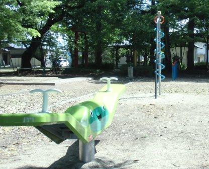 乱川公園の遊具１